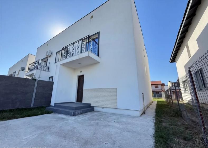 Casă cu 4 camere în Central