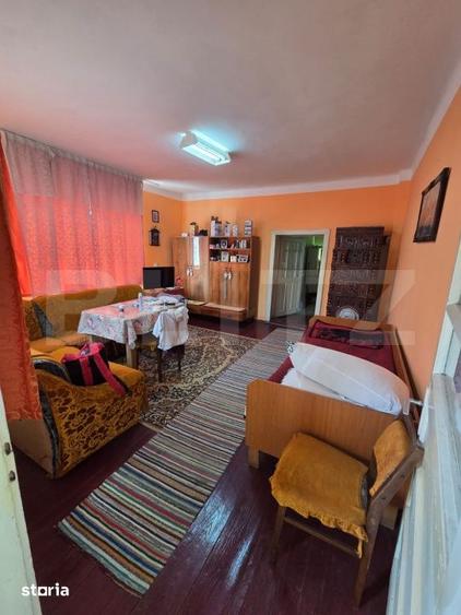 Casă cu 3 camere cu Teren 1111 Mp în Central