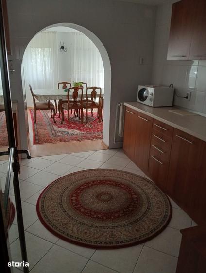 Casă cu 5 camere cu Teren 3053 Mp în Gruiu