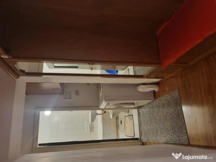 Apartament cu 3 camere decomandat în Nord