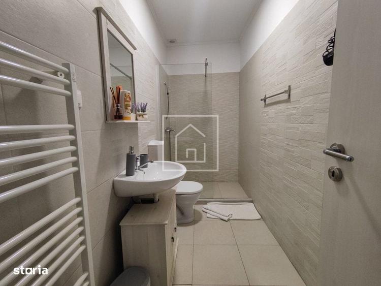 Spațiu comercial, de 182 mp, în Piața Cluj