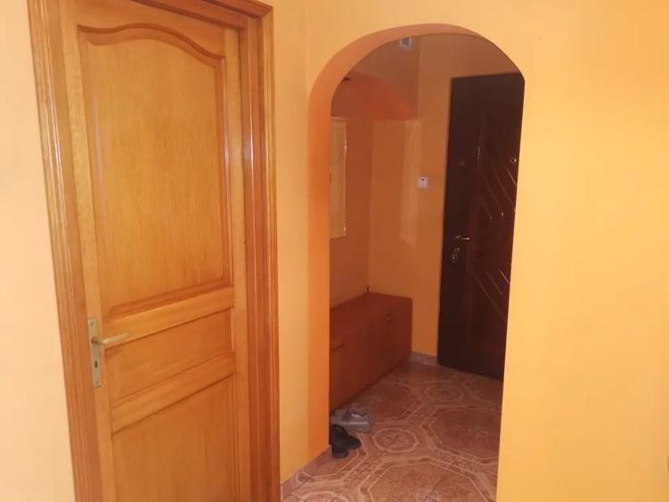 Apartament cu 2 camere decomandat în Giurgiului