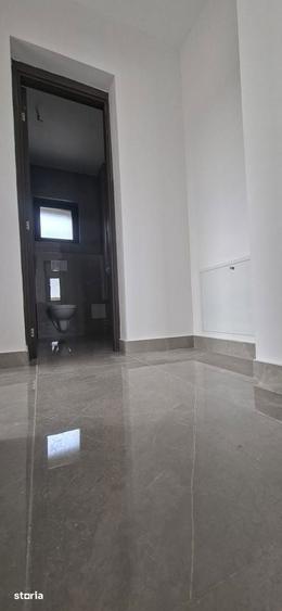Apartament cu 2 camere decomandat în Rediu