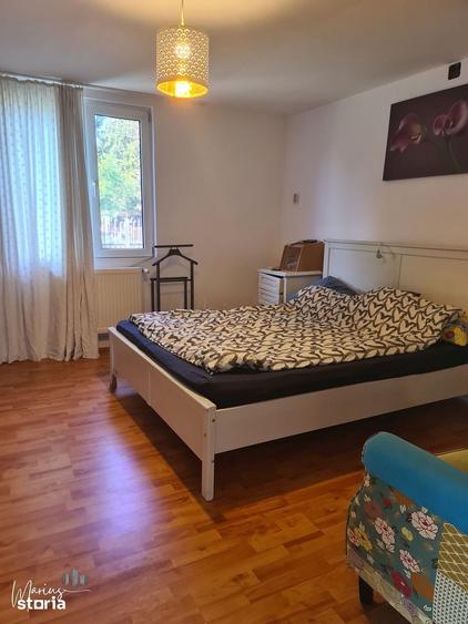 Casă cu 5 camere cu Teren 802 Mp în Central