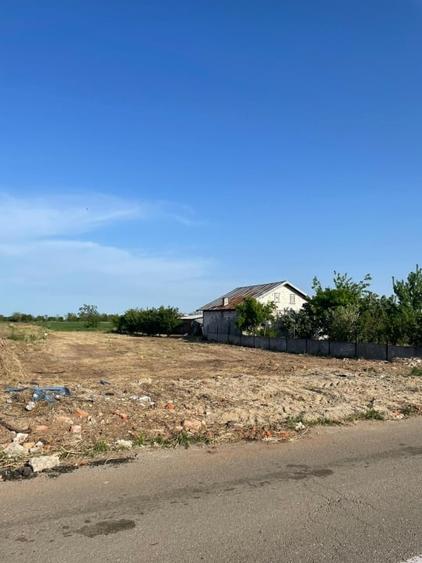 Teren Construcții intravilan de 8700 mp, în Coșoveni