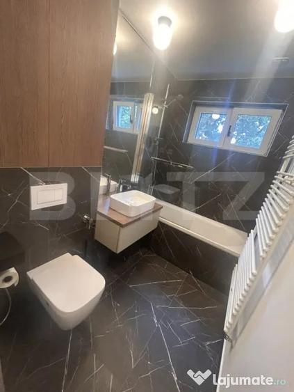 Apartament cu 3 camere semidecomandat în Central