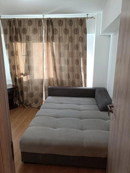 Apartament cu 2 camere semidecomandat în 1 Mai