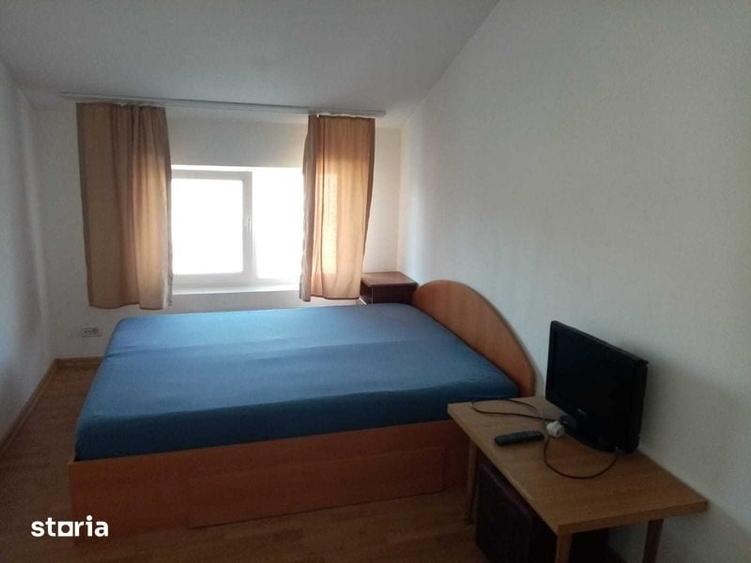 Proprietar, vand apartament cu o camera (43mp) in Parneava - 1