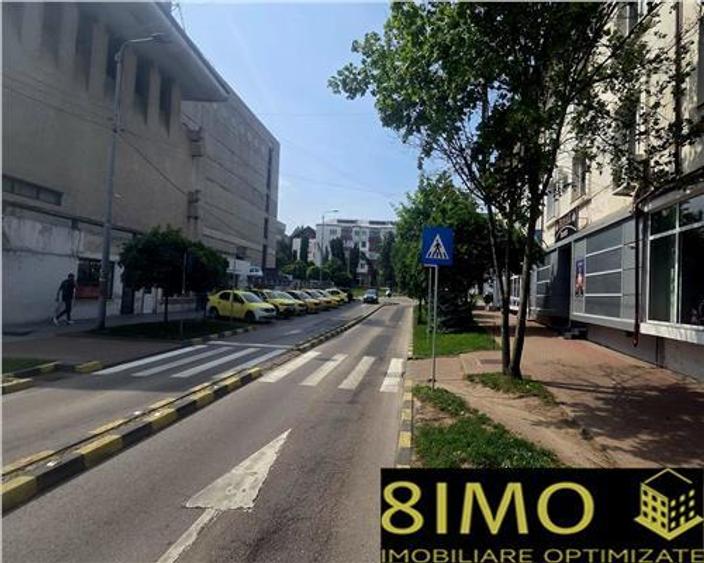 Spațiu comercial, de 74 mp, în Central