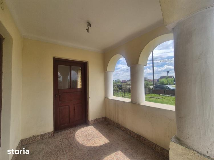 Casă cu 6 camere cu Teren 1000 Mp în Central