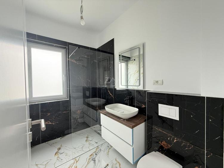 Apartament cu 2 camere decomandat în Giroc