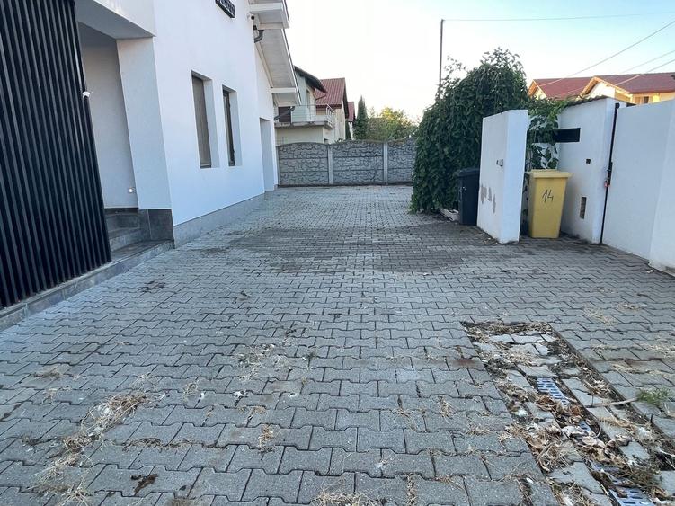 Casă individuală cu 5 camere cu Canalizare în Ciarda Roșie