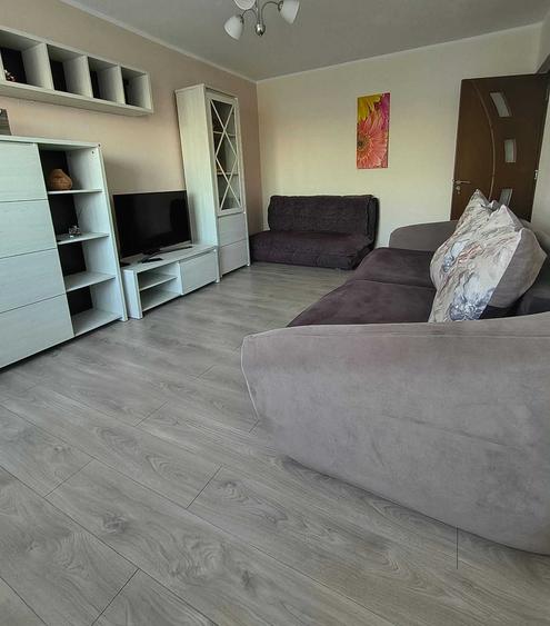 Apartament cu 2 camere decomandat în Micro 39