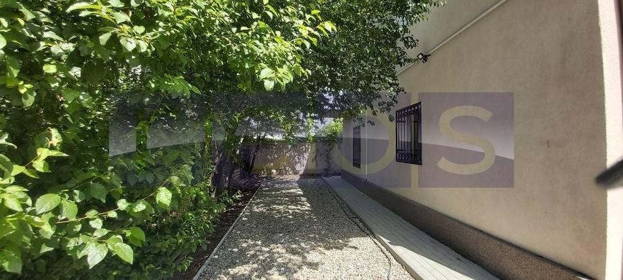 Casă individuală cu 4 camere cu Canalizare în Băneasa