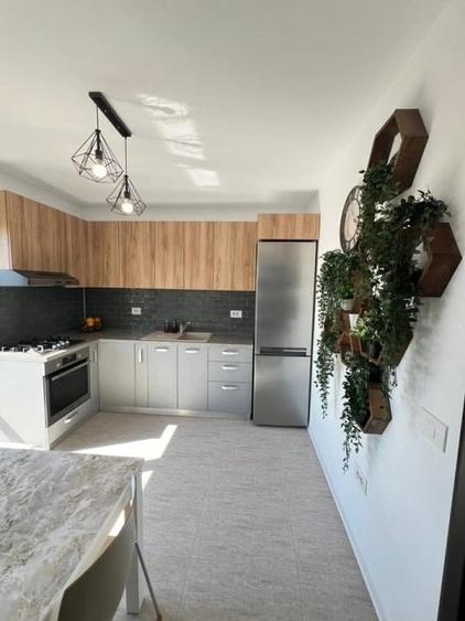 Apartament cu 3 camere decomandat în Popas Păcurari