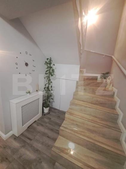 Duplex cu 3 camere cu Canalizare în Sânpetru