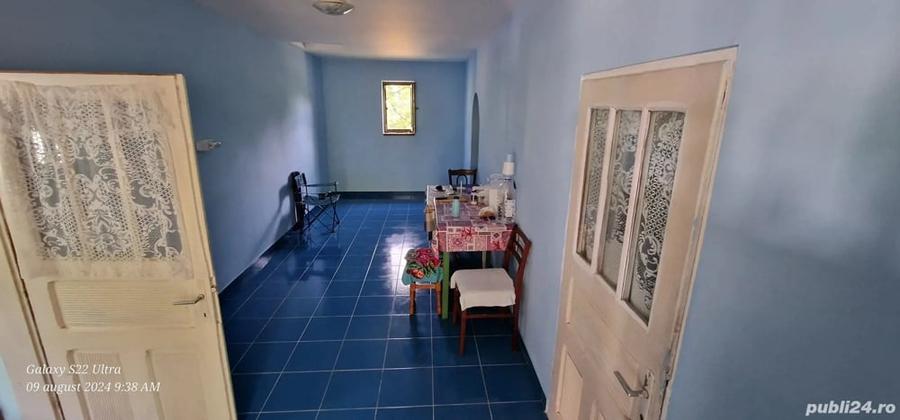 Casă cu 3 camere cu Teren 1700 Mp în Răchiteni