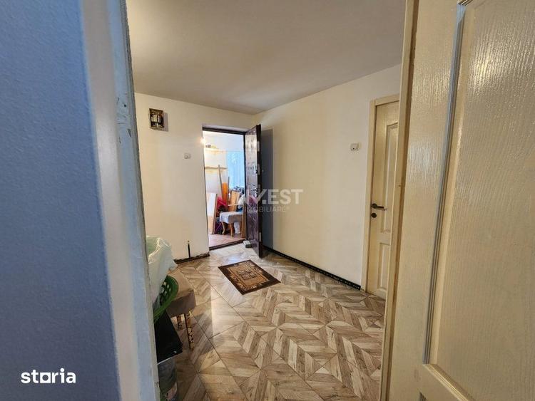 Casă cu 3 camere cu Teren 250 Mp în Valea Adâncă