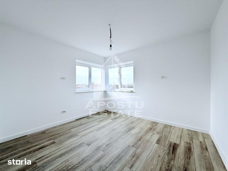Casă cu 4 camere cu Teren 215 Mp în Ronaț