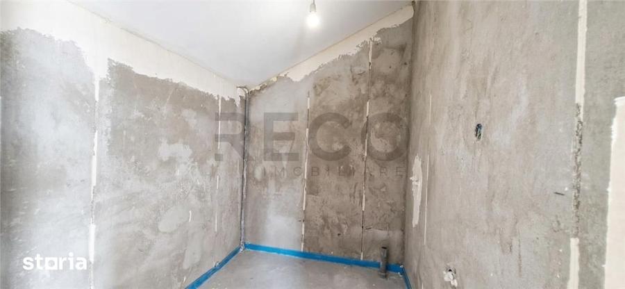 Casă cu 5 camere cu Teren 500 Mp în Nojorid