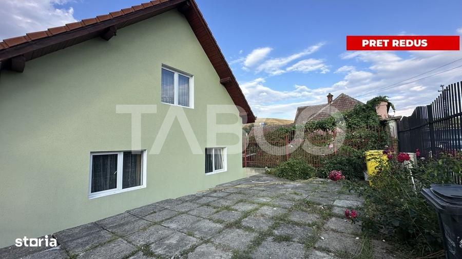 Casă cu 4 camere în Poplaca