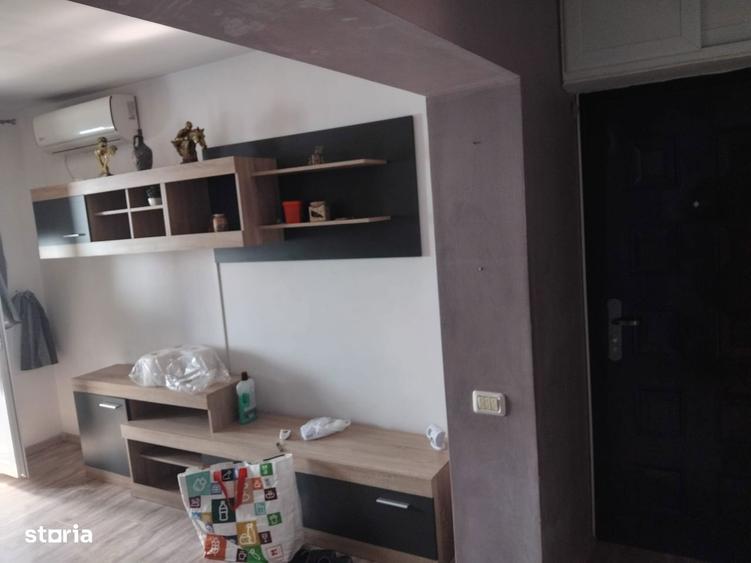 Apartament cu 3 camere decomandat în Inel I