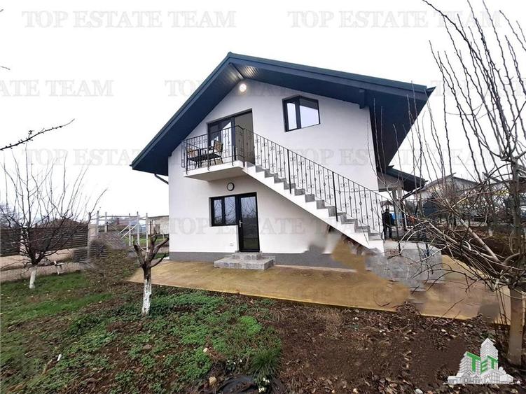 Casă individuală cu 6 camere cu Canalizare în Moara Vlăsiei
