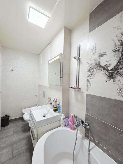 Apartament cu 2 camere decomandat în Mazepa 1