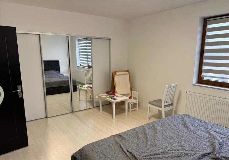 Casă individuală cu 5 camere cu Canalizare în Gilău