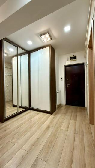 Apartament cu 2 camere decomandat în Republicii