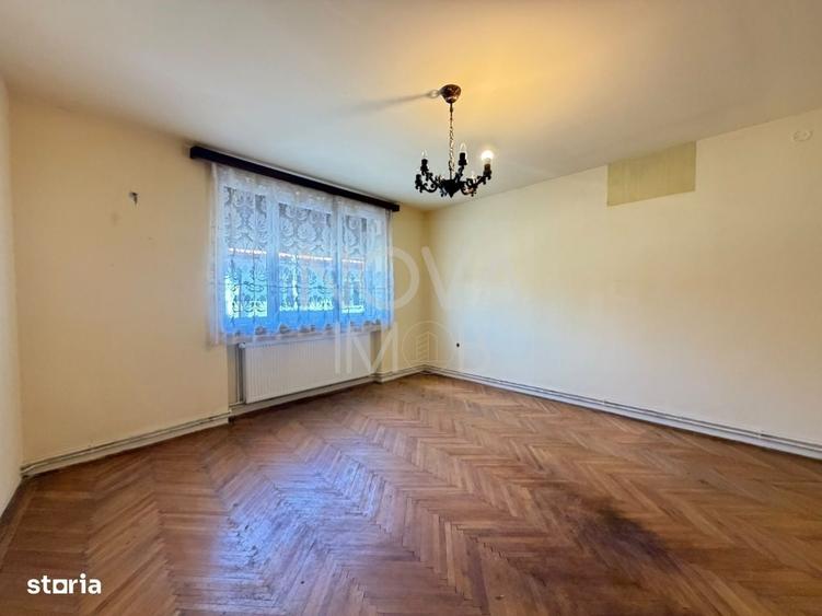 Casă cu 4 camere în Lazaret