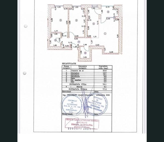 Apartament cu 3 camere decomandat în Tineretului