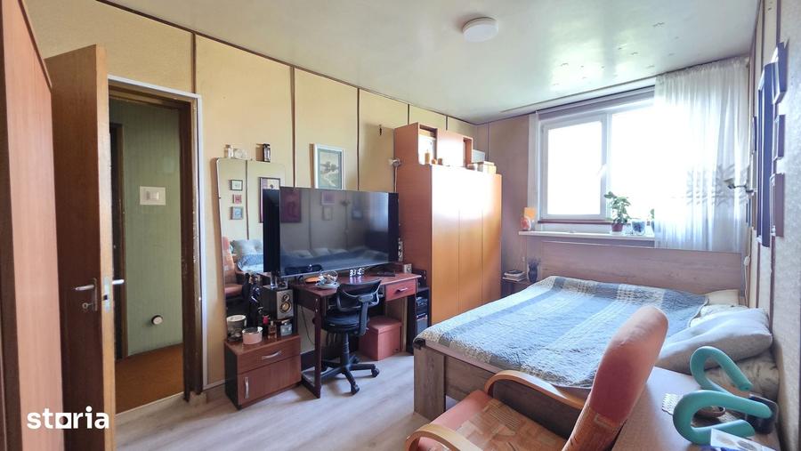 Apartament cu 3 camere în Drumul Taberei