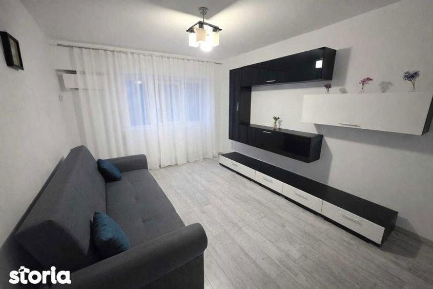Apartament cu 3 camere decomandat în Pădurii