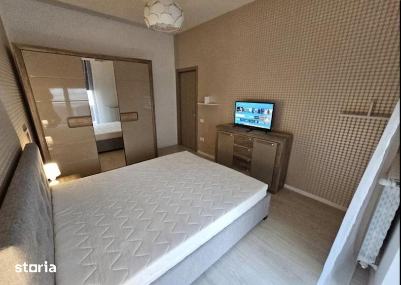 Apartament cu 3 camere semidecomandat în Iancului