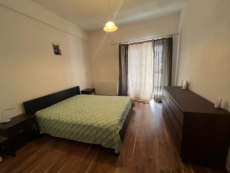 Apartament cu 3 camere cu vedere pe Regina Elisabeta / Ultracentral / Risc 1 - 7
