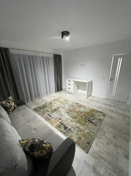 Casă cu 4 camere cu Teren 360 Mp în Borhanci