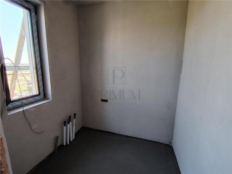 Duplex cu 4 camere cu Canalizare în Moșnița Veche