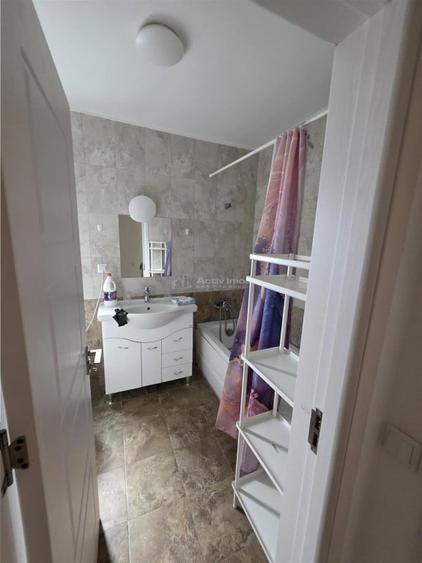 Casă cu 3 camere cu Teren 115 Mp în Tunari