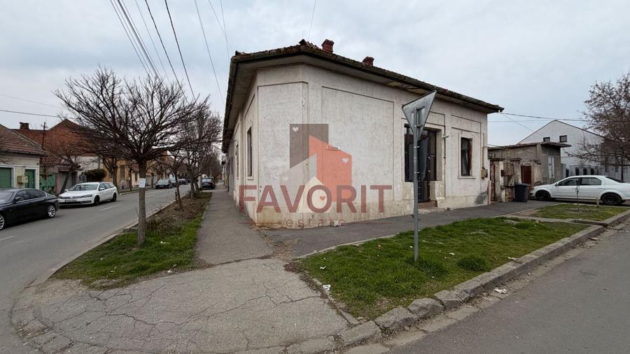 Casă individuală cu 3 camere cu Canalizare în Lunei