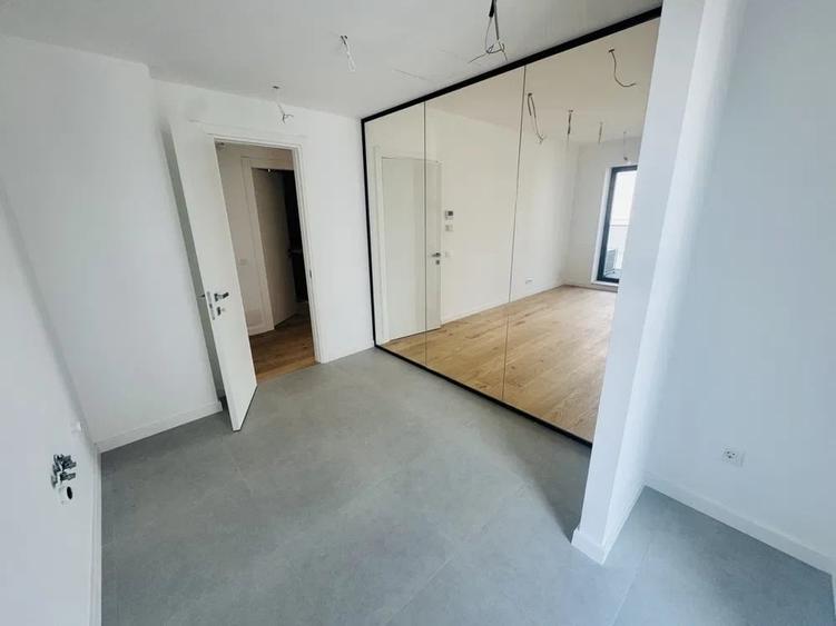 Apartament cu 2 camere decomandat în Aviației