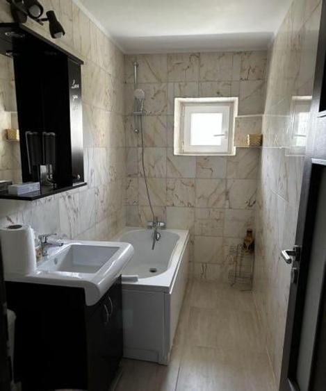 Apartament cu 4 camere decomandat, mobilat în 13 Septembrie