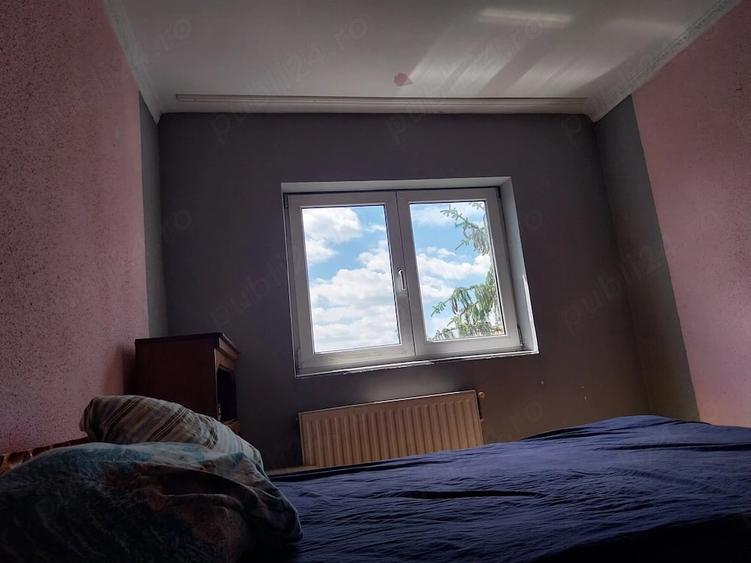 Apartament cu 2 camere decomandat în Tractorul