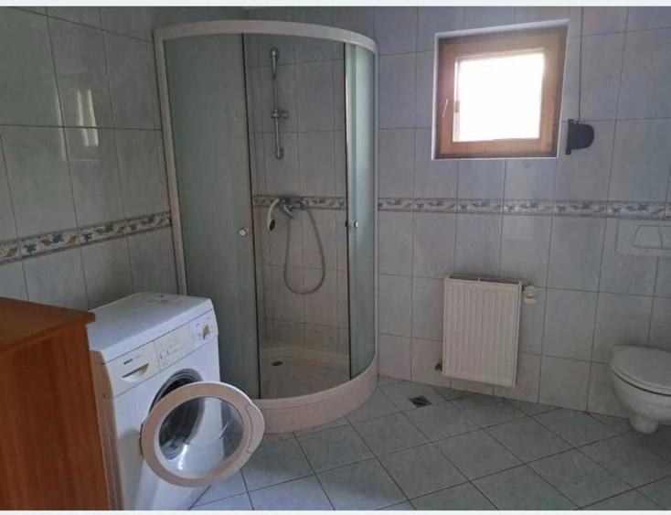 Casă cu 5 camere cu Teren 500 Mp în Trivale