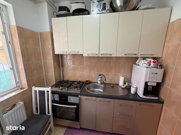 Apartament cu 3 camere în Rahova