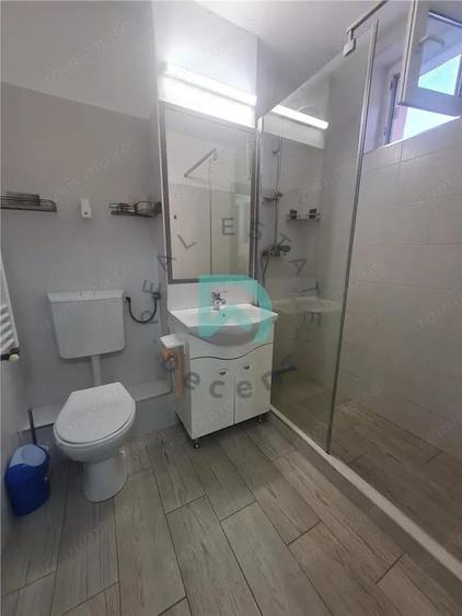 Apartament cu 2 camere semidecomandat în Vlahuță