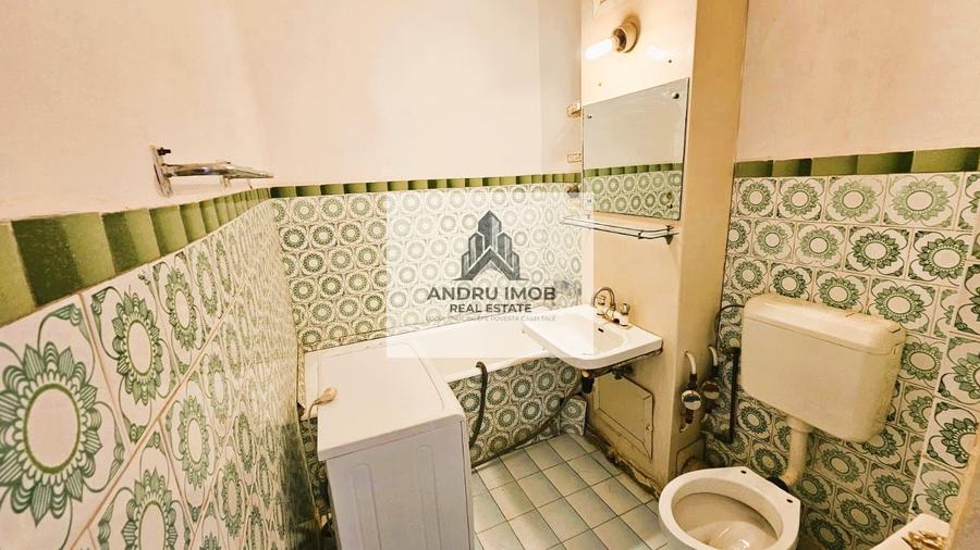 Apartament cu 3 camere decomandat în Dristor