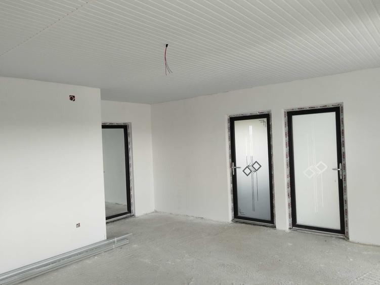 Casă cu 3 camere în Central
