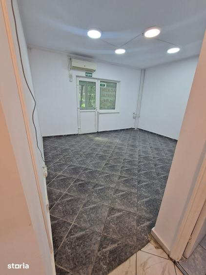 Spațiu comercial, de 60 mp, în Rahova