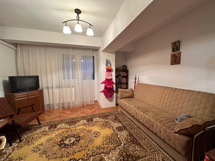 Garsonieră decomandată în Mazepa 1